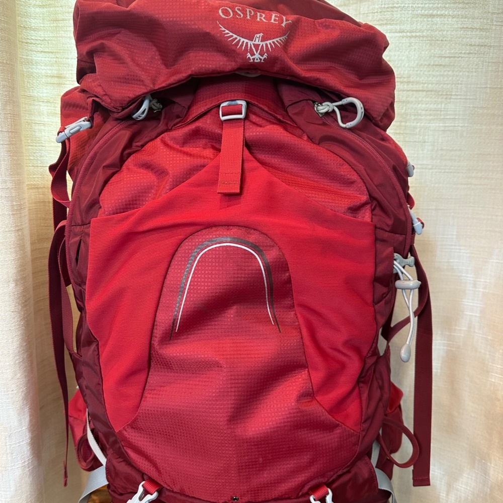 Osprey Women's Aura 65L Backpack Backpacking Summer Travel Red XS/S Small NWOT